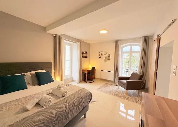 Апартаменты L'ariane, Vue Sur Le Chateau *