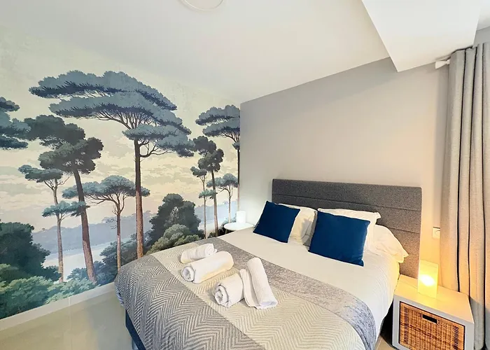 L'ariane, Vue Sur Le Chateau Фуа